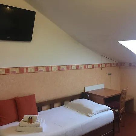 Liberty Hotel 2*