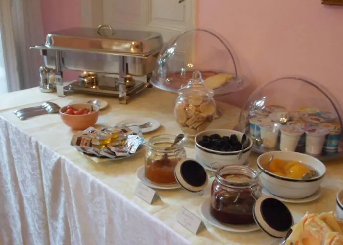 リバティ ホテル 2*