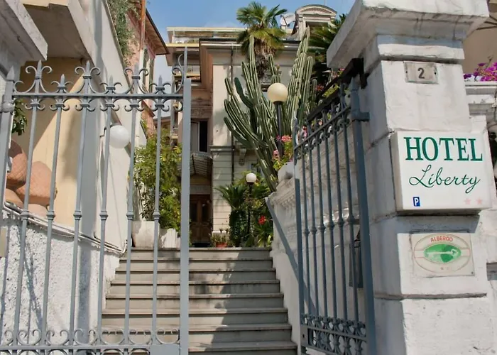 リバティ ホテル