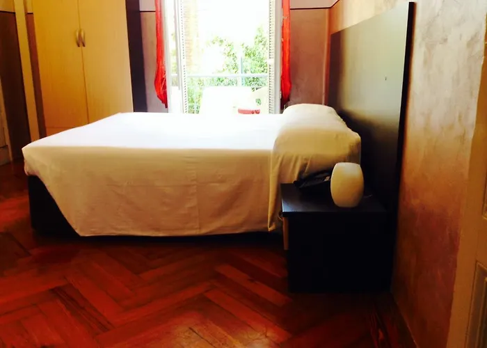 リバティ ホテル 2*