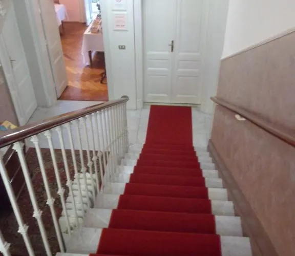 リバティ ホテル サンレモ